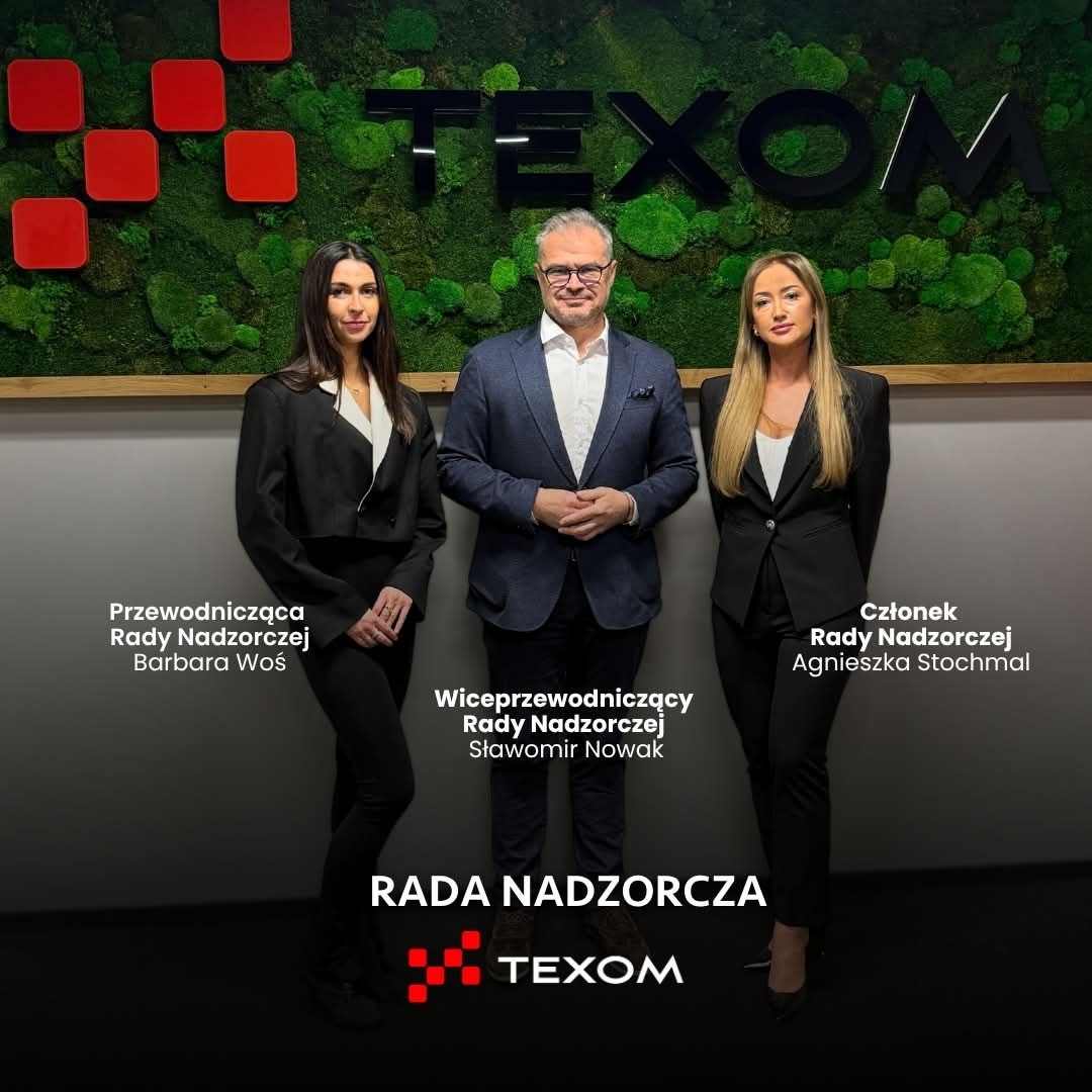Firma Texom S.A., do której rady nadzorczej wszedł S. Nowak, realizuje kontrakt zlecony przez Prokuraturę Okręgową w W-wa, która oskarżyła Nowaka. 

***
- Proszę pana, przecież wszyscy sikają do basenu.
- No tak, ale pan z trampoliny.