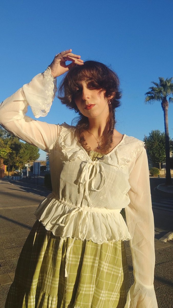 🌛 Angela 🌜 • 🍉 tweet media