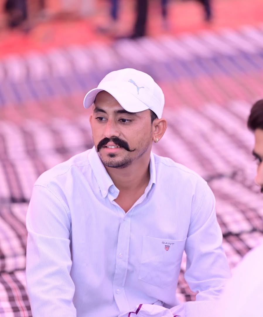 Manish823948's tweet image. पश्चिम राजस्थान मे अन्याय के खिलाफ न्याय के पक्षधर बेझिझक आवाज बुलंद करने वाले भाई @ManzuDinesh जी को जन्मदिन की शुभकामनाएं। 🎉

श्री गुरू जम्भेश्वर भगवान का आशीर्वाद सदैव बना रहे।