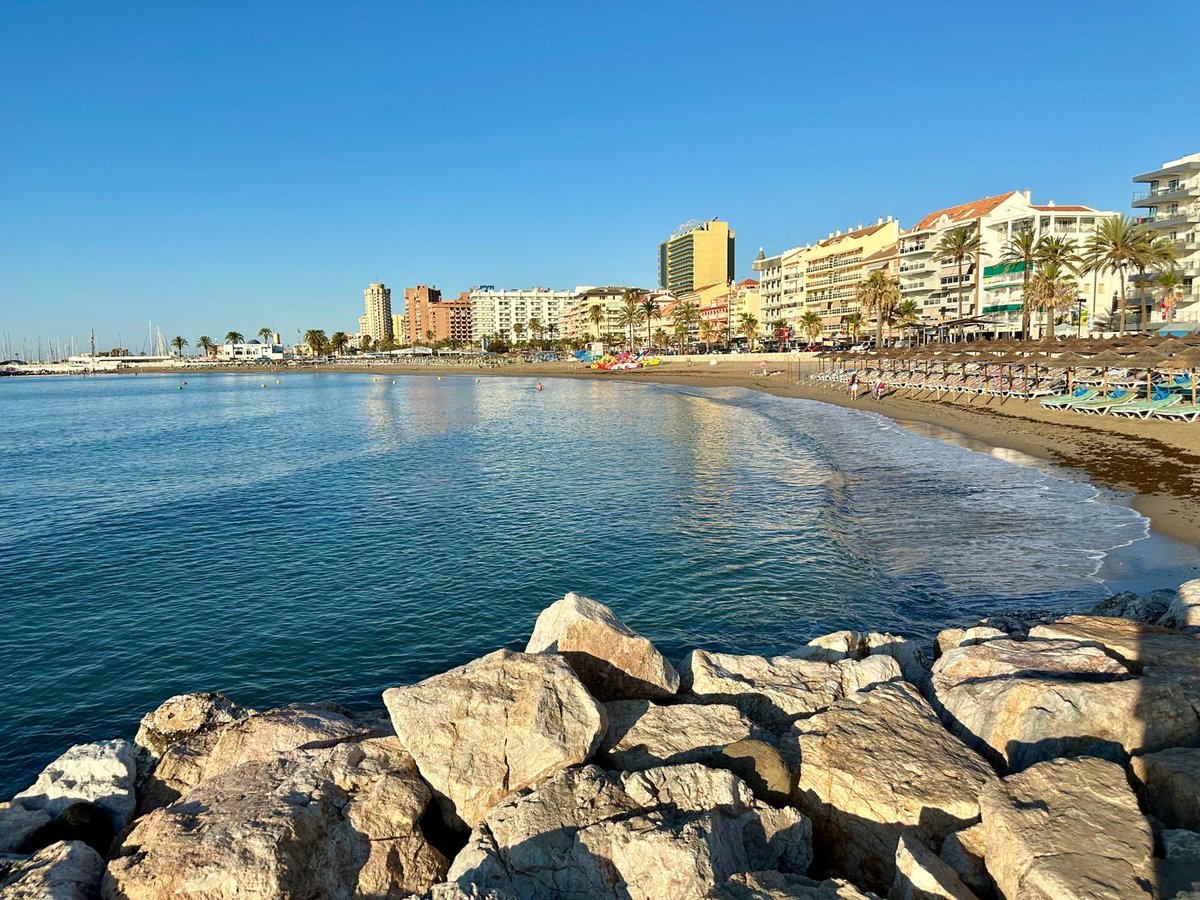 ¡Buenos días, #Fuengirola! 

¡Feliz lunes festivo!