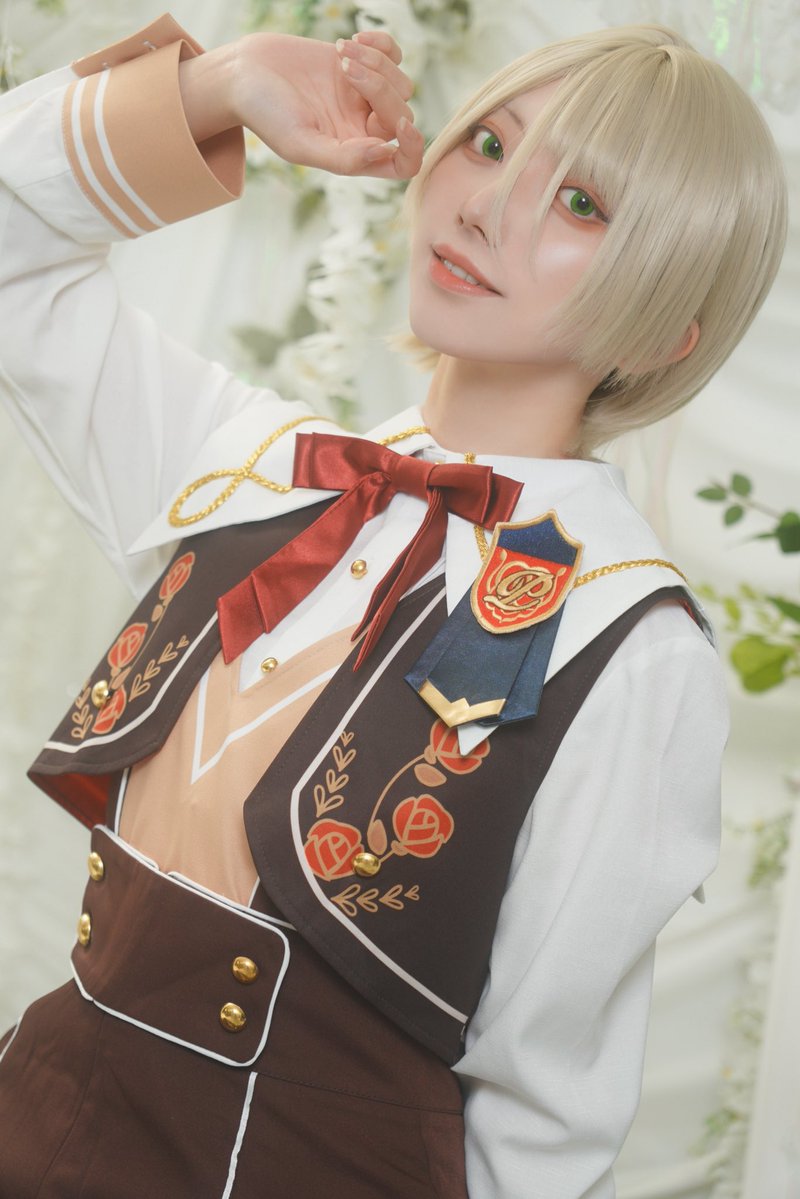 cos
白鳥藍良

ᴘʀᴇᴛᴛʏꕀෆ¨

📷<a href="/studio_RomliEnd/">スタジオ ロムリエンド</a>