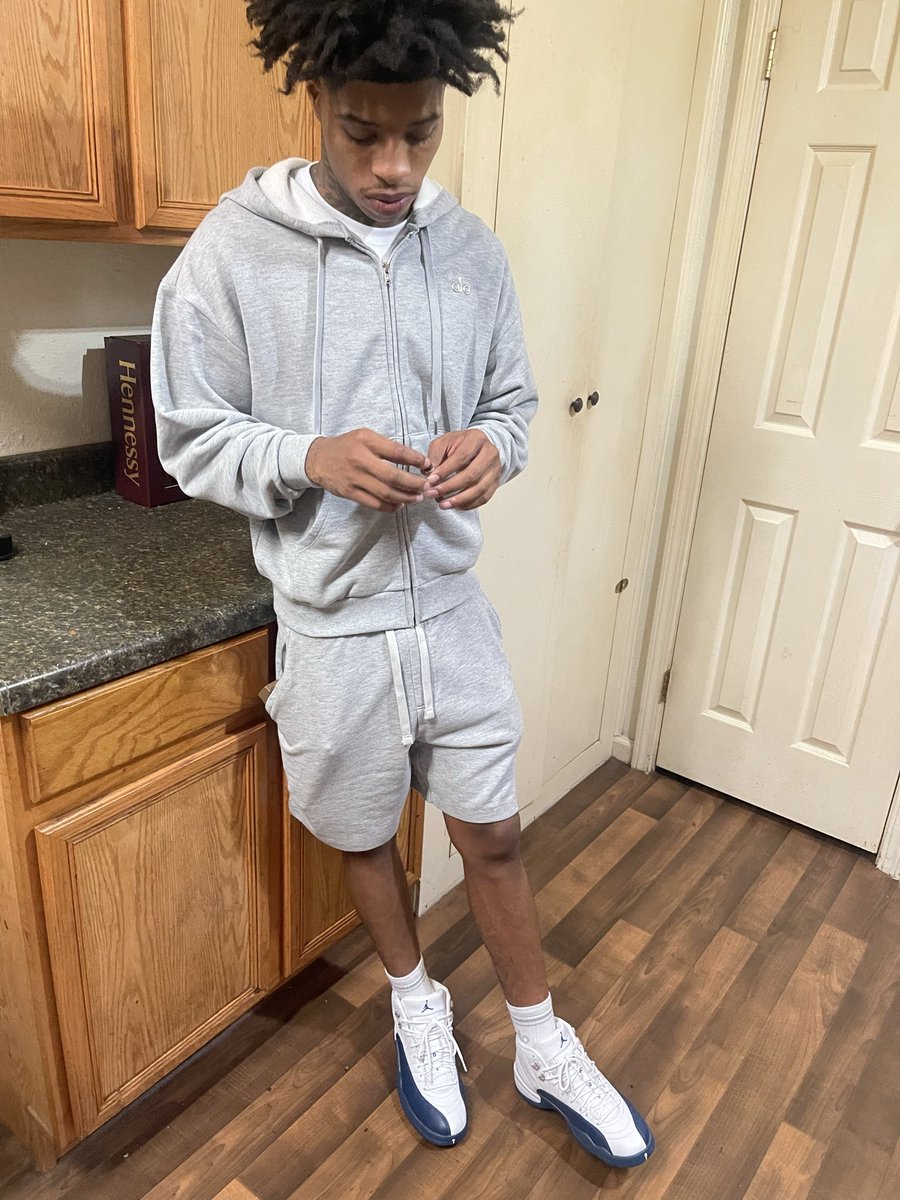 1bgliltrai's tweet photo. #onBobby #FreeLilCrookNem #FreeGoCrazy https://t.co/dadrUAcTty