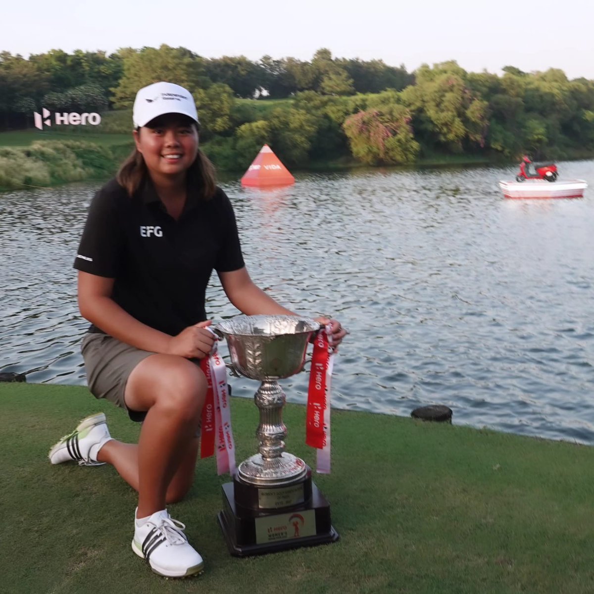 Anant Kaur (@preittypink) on Twitter photo Trailing by 7 shots and seemingly out of contention, Singapore’s Shannon Tan clinched the Hero Women’s Indian Open 🏆 while India's Hitaashee Bakshi, who was leading till round 3, finished 3rd as 3 Indians made the top five — a historic feat! #golf 
#IndianOpen #Hero #AnantKaur Trailing by 7 shots and seemingly out of contention, Singapore’s Shannon Tan clinched the Hero Women’s Indian Open 🏆 while India's Hitaashee Bakshi, who was leading till round 3, finished 3rd as 3 Indians made the top five — a historic feat! #golf 
#IndianOpen #Hero #AnantKaur