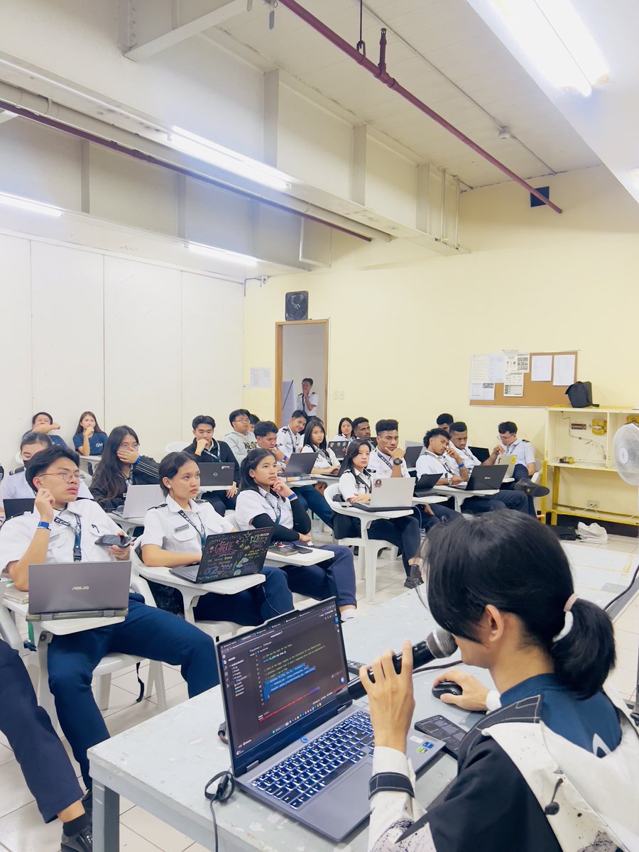 Devsync - AAC just deployed their first token and NFT! 
Now they’re leveling up to smart contracts! 

X: <a href="/SuiCommunity_PH/">Sui Philippines 🇵🇭</a> 
IG: SuiPhilippines
FB: Sui Community Philippines
Website: suiphilippines.com
Discord:discord.gg/V9UbnADW
Telegram:t.me/suiphilippines…

#Suiph