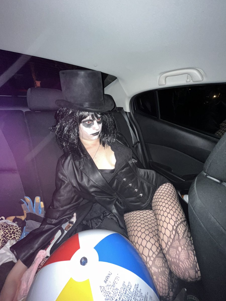 gotta be sexy babadook