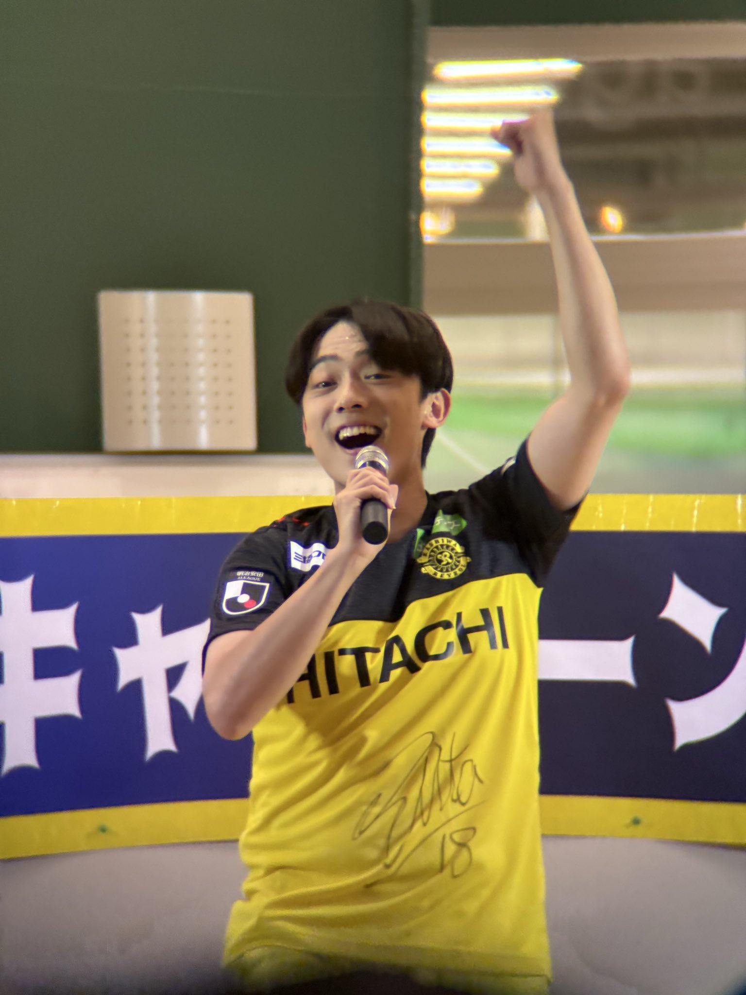 【じみーʕ•ᴥ•ʔさん専用】柏レイソル スーツラッフルくじ　チェキ　垣田裕暉 じみーʕ•ᴥ•ʔさん専用】柏レイソル スーツラッフルくじ チェキ 垣田