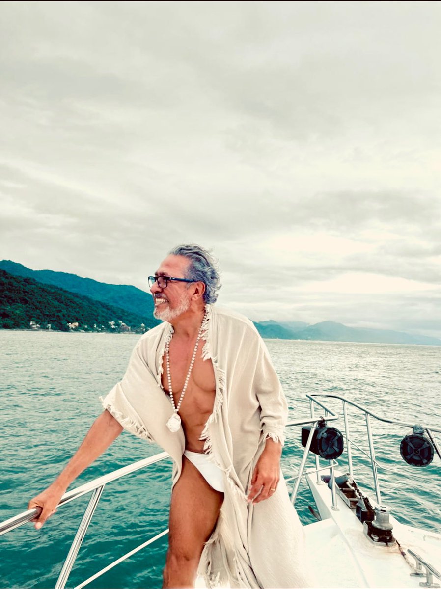 funwithpapi's tweet image. Que lo mejor siempre nos encuentre y se quede. #frankandgiorgio