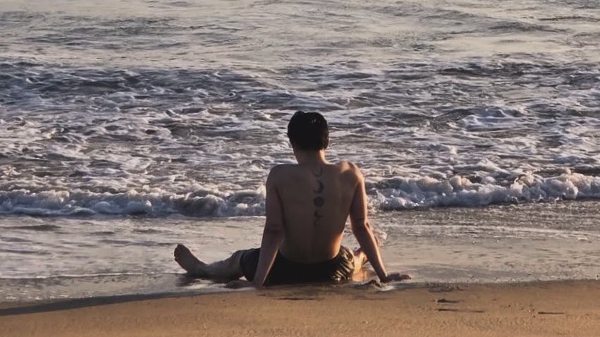 바다에 놀러간 날 .. 🌊🌙✨