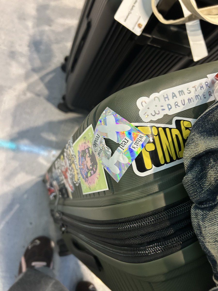 IT GOT RIPPEDSHFHHCHSSGGHHH