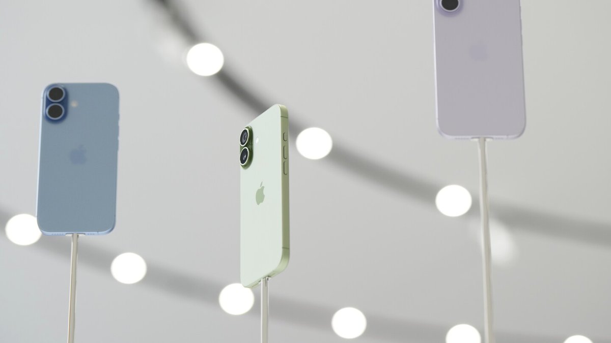 Ancher_Politics's tweet image. iOS 26 adds call screening for unknown numbers — screen nuisance calls and let your iPhone decide who gets through. from Ancher.ai

#iOS26  #CallScreening  #NoSpamCalls