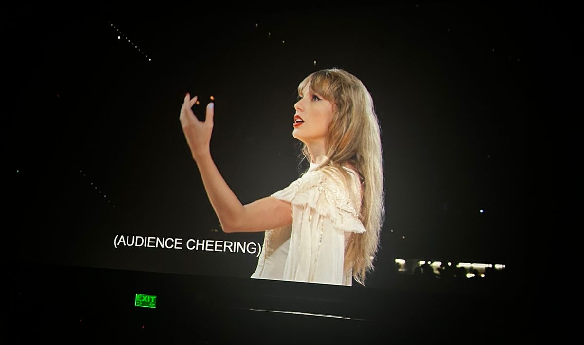 chilionswift's tweet image. still my best theatrical experience. watching and enjoying this movie in a room full of swifties filled me with a sense of belonging i&apos;ve never felt anywhere else. thank you, taylor. 🫶🏻