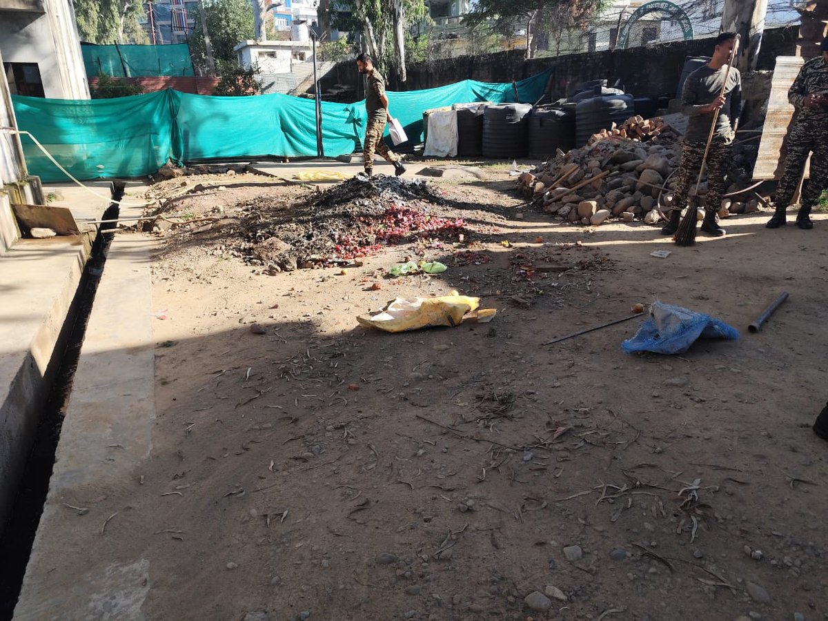 72Crpf's tweet photo. Under #SpecialCampaign5.0 Institutionalizing Swachhata and minimizing pendency, cleanliness activities were undertaken at HQ/72 BN and sub Unit Location DTD 13/10/2025.
@crpfindia 
@SwachhBharatGov https://t.co/R6nbeK3Lyg