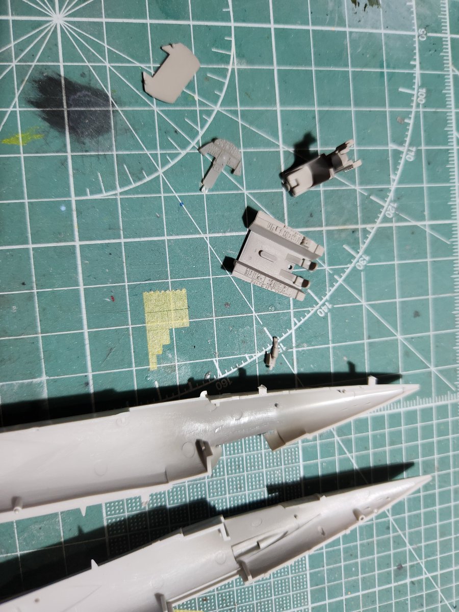 ☺︎ 様 未使用品 グッチ GUCCI ×adidas IE2271 ZX8000 スニーカー