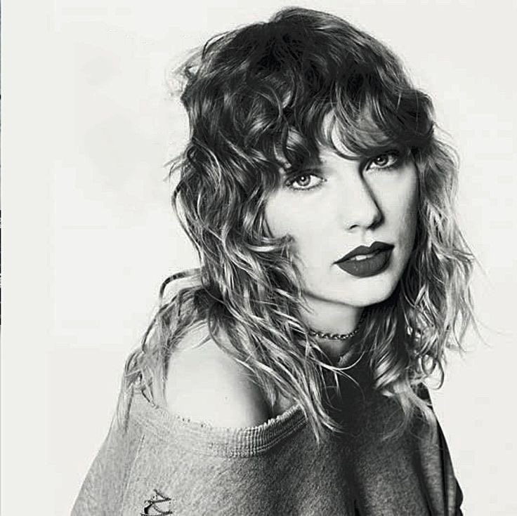 TChartSwift's tweet image. Albums with the most #1's on iTunes in 2025:
#1. The Life of a Showgirl — 90 #1's
#2. Mayhem — 65 #1's
#3. Alter Ego — 62 #1's
#4. Man's Best Friend — 56 #1's
#5. I Said I Love You First — 52 #1's
#6. Amortage — 47 #1's
#7. Reputation — 41 #1's
#8. Hurry Up Tomorrow — 39 #1's…