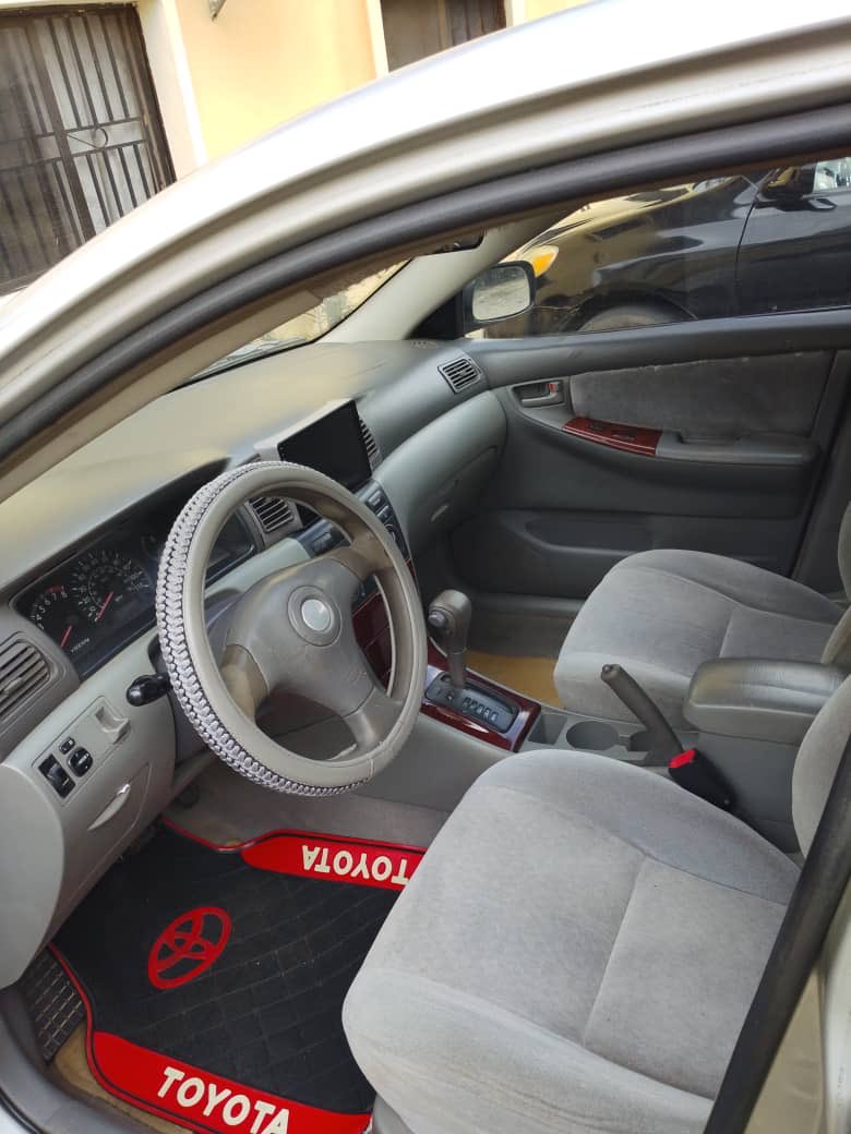Giving this out for 4.3 million naira. The car is in a good state. 

Retweet, please. Thank you.