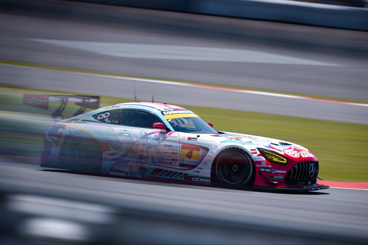 もっとサーキットでレーシングカーを撮りたい…
全国どこでも行きますので、カメラマン探してるエントラントさんとか主催者さんとかいませんかね？
#サーキット 
#カメラマン