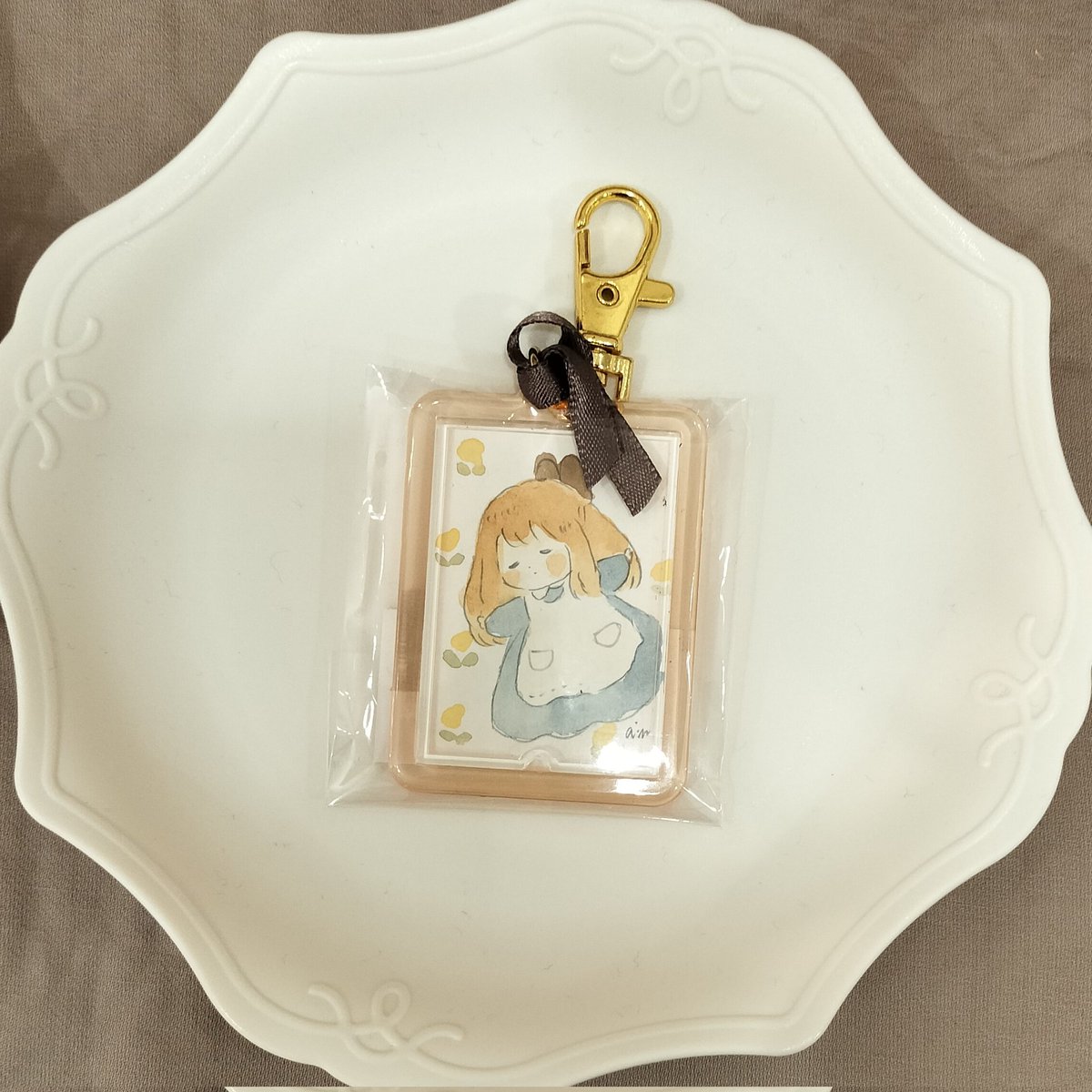 CoronaRosarum's tweet image. ⚠10/14(火)最終日は16時閉場です
ラスト1も増えつつありますが、まだまだ魅力的な作品が沢山ございます✨️
#英国とアリス
◆阪急うめだ本店 10階『うめだスーク』中央街区1,2番小屋