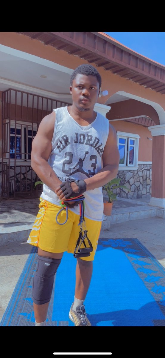 Joshn4tt's tweet image. #27Community #27Fitness #workout #adidas #puma #nike
Taking the new week