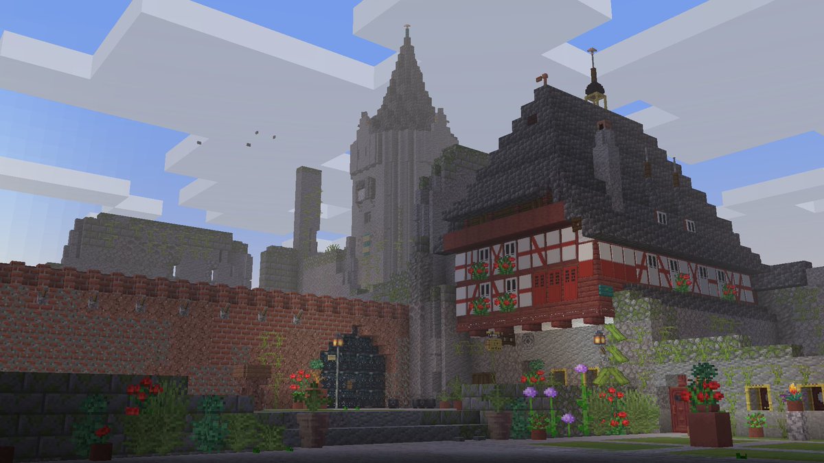 Medieval Courtyard

#Minecraft #minecraft建築コミュ #Minecraftbuilds