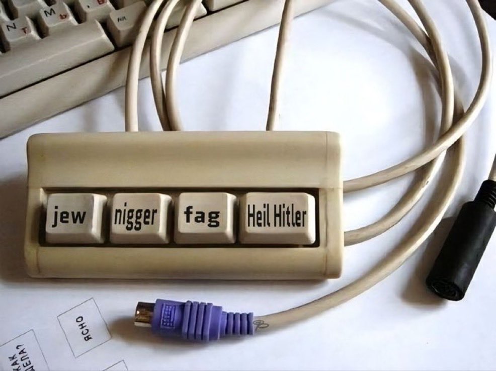 ArchitectOracle's tweet image. Time for a new keyboard because this one lacks Indians, retard, and USB-C.