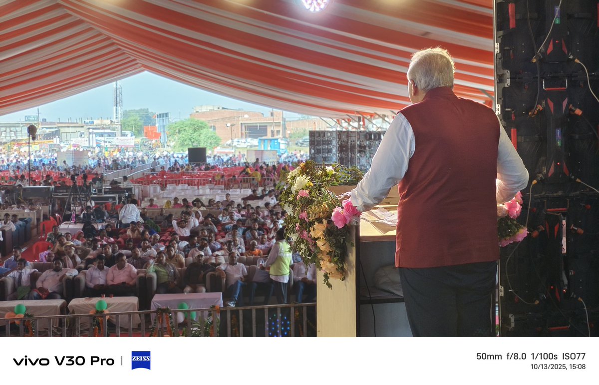 UdayMahurkar's tweet image. Spoke on Veer Savarkar’s unmatched national security vision at Sambhal Kalki Mahotsav, an enterprising event organised by Sambhal district administration as a week-long culture & knowledge disseminating festival.
I said Savarkar, the icon of our national security vision who…