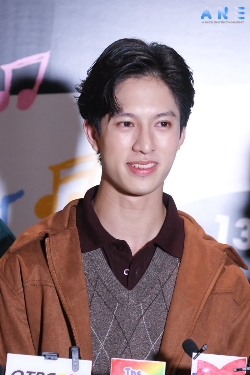 ANiceEnt's tweet image. &quot;มาร์ค ธนัท &quot; สัมภาษณ์สื่อในงาน “ Rearrange Final EP : Dream Come True ” 
 Rearrange Final EP
#RearrangeEP10
#RearrangeTheSeries
#ขอฟังอีกครั้งเพลงรักของเธอ
#FRTentertainment 
#MarcThanat #MarcFlute