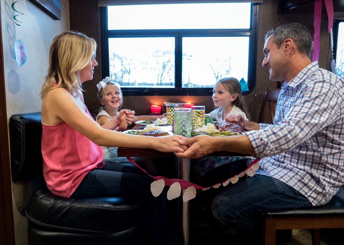 🦃 Wishing our clients, friends, and fellow campers a Happy Thanksgiving! We’re grateful for the journeys, the memories, and the amazing community that makes it all worthwhile. 🧡🚐