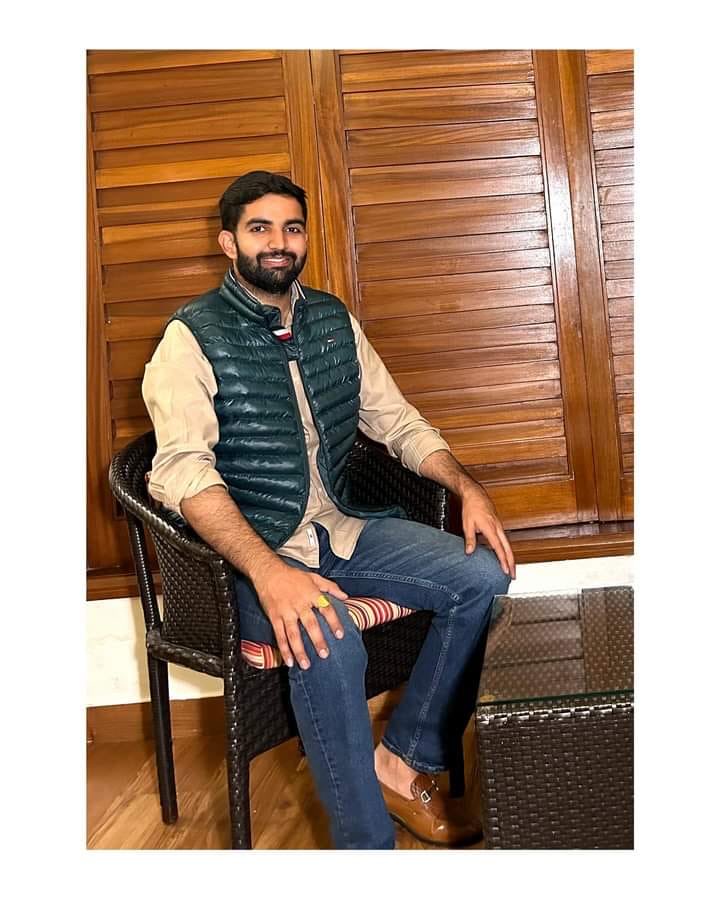 संगरिया विधायक <a href="/AbhimanyuP00NIA/">Abhimanyu Poonia</a> जी के पारिवारिक सदस्य प्रिय भाई <a href="/AakashGodaras/">Aakash Godara</a> जी को जन्मदिन की बधाई एवं शुभकामनाएं।

ईश्वर से आपके स्वस्थ, दीर्घायु एवं यशस्वी जीवन की कामना करता हूं।