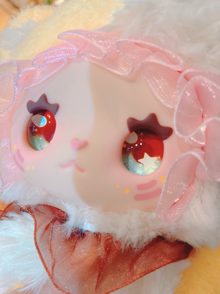 🩷可愛さ限界突破🩷
「LUCKY EMMA STUDIO」の
ブラインドマスコットシリーズ
『LOVELY EMMA』たちが入荷‼️
スタッフも買っちゃいました。
見てください。この吸い込まれそうなキュルキュル💓おめめが可愛すぎます、、、。
#luckyemma #lovelyemma