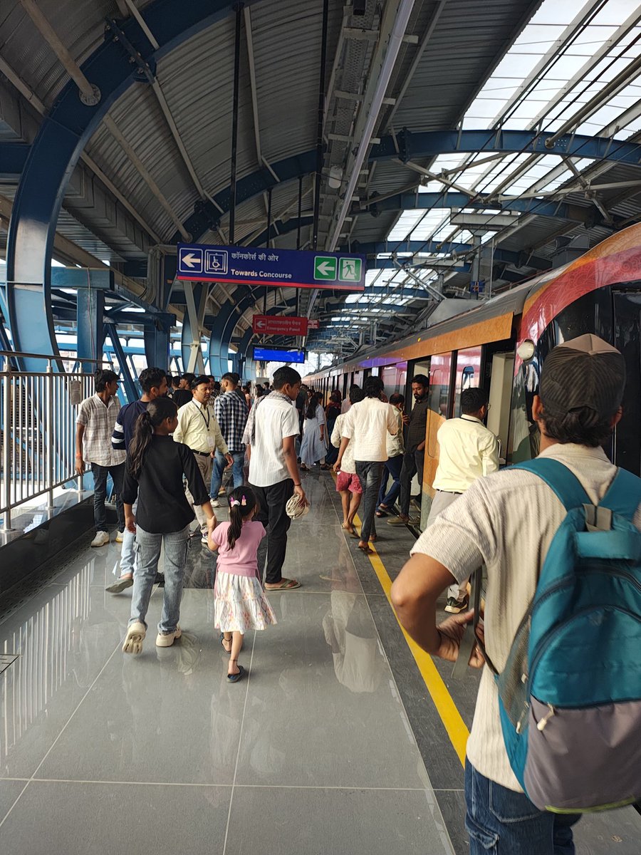 People are loving Patna metro 🚈 

All those spreading fake news about it , some from Bihar too shouldn’t be spared.