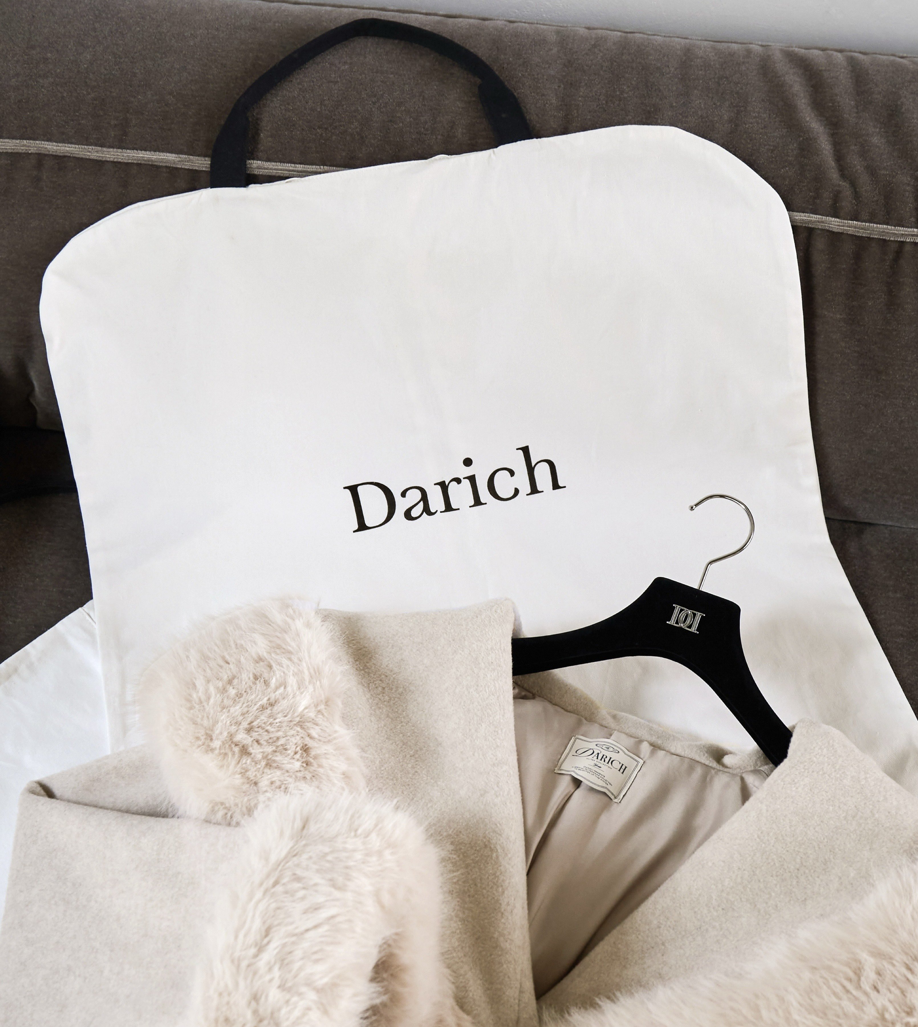 ダーリッチ　バッグ ダーリッチ Darich ロゴトートバッグ （ブラック