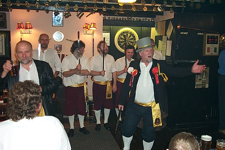 TyneSnapper's tweet photo. #Ryton Addison Rappers, practicing and then performing at Ye Olde Cross, Ryton Village, on this day 13th October 2000.
More @ https://t.co/dVcMhTLZfx https://t.co/Pm8iyCWJCw