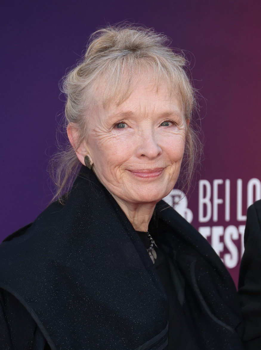 ysabeaudclrmnt's tweet image. I've been smiling and giggling like a fool all day