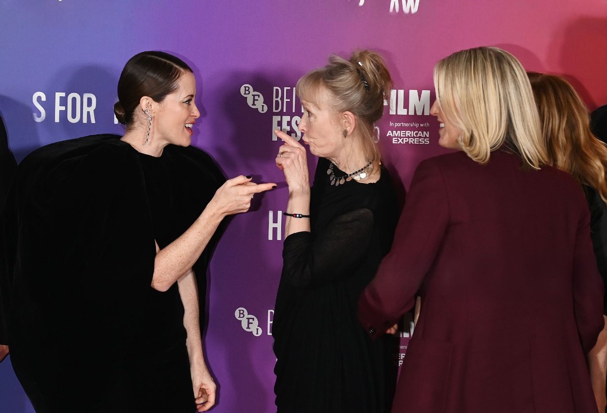 ysabeaudclrmnt's tweet image. I've been smiling and giggling like a fool all day