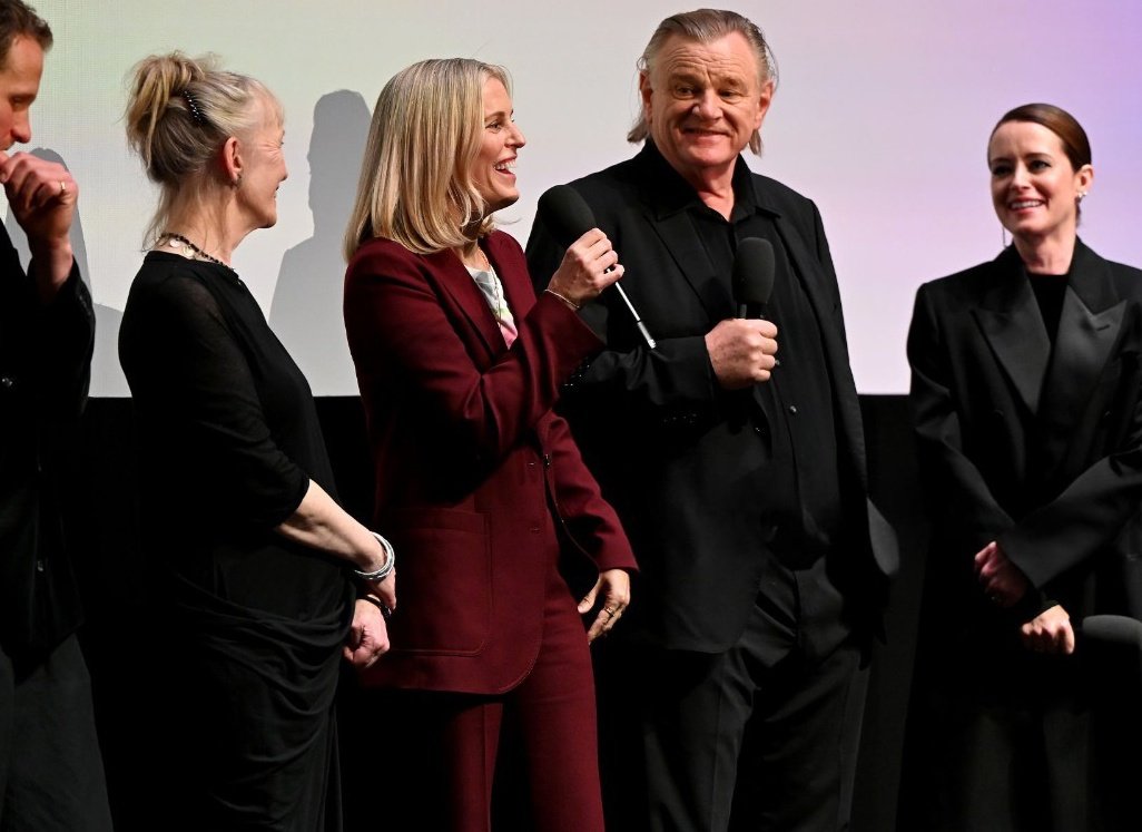 ysabeaudclrmnt's tweet image. I've been smiling and giggling like a fool all day