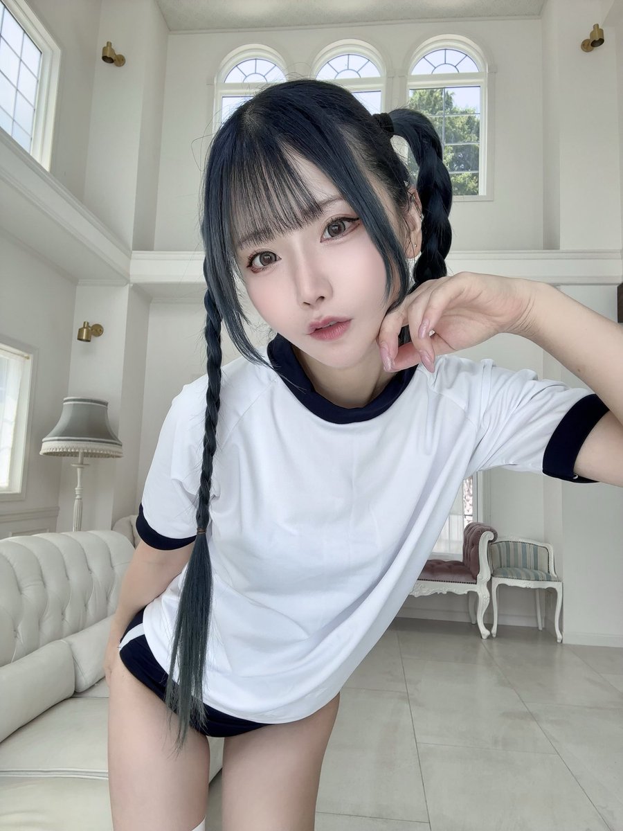 一緒に運動する？
ちなみに私は50m走を10秒で走る女🥹！
fantia.jp/posts/3696100
#スポーツの日