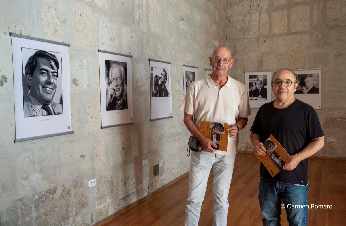 Un privilegio compartir esta muestra de escritores, junto a <a href="/PabloJulia/">Pablo Juliá</a>, en el X Congreso Internacional de la Lengua Española en Arequipa. Qué maravilla ver cómo Cádiz y la ciudad de Vargas Llosa se encuentran en torno a la palabra, la imagen y la memoria compartida de nuestra