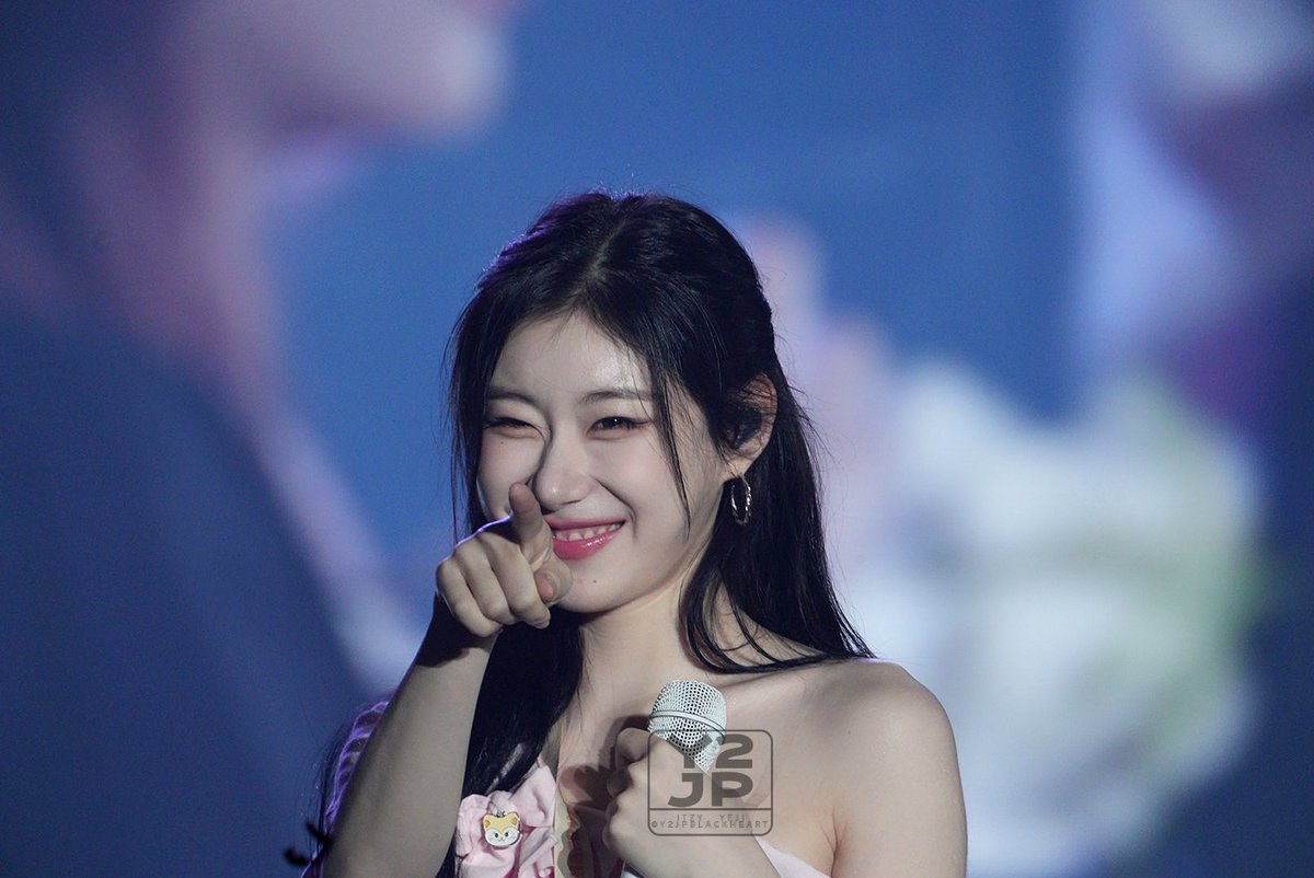 251013
ITZY 4th Fan Meeting Tokyo

<a href="/ITZYofficial/">ITZY</a>
#있지 #ITZY 
#ITZYMIDZYLETSFLY
#ITZY_ONAIR
 #CHAERYEONG #채령