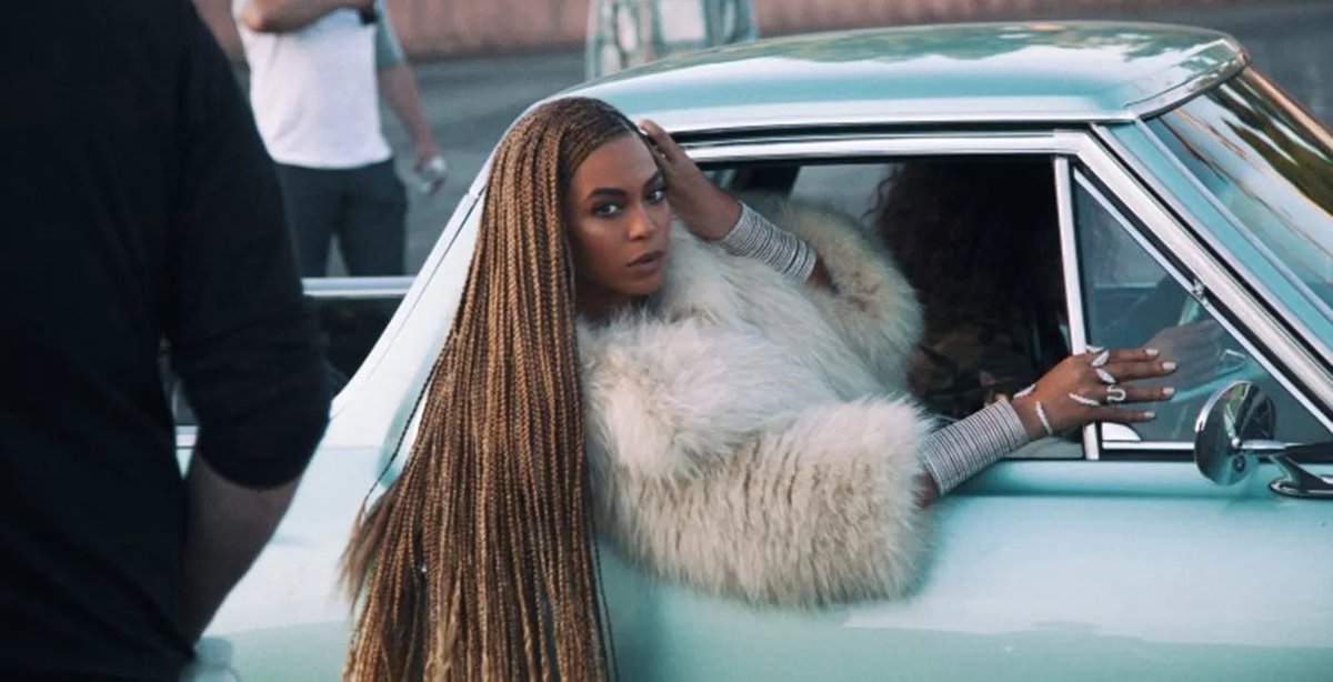 🚨Rolling Stone coroou o “Lemonade” de Beyoncé, como o MELHOR álbum do século XXI até o momento. Concordam?