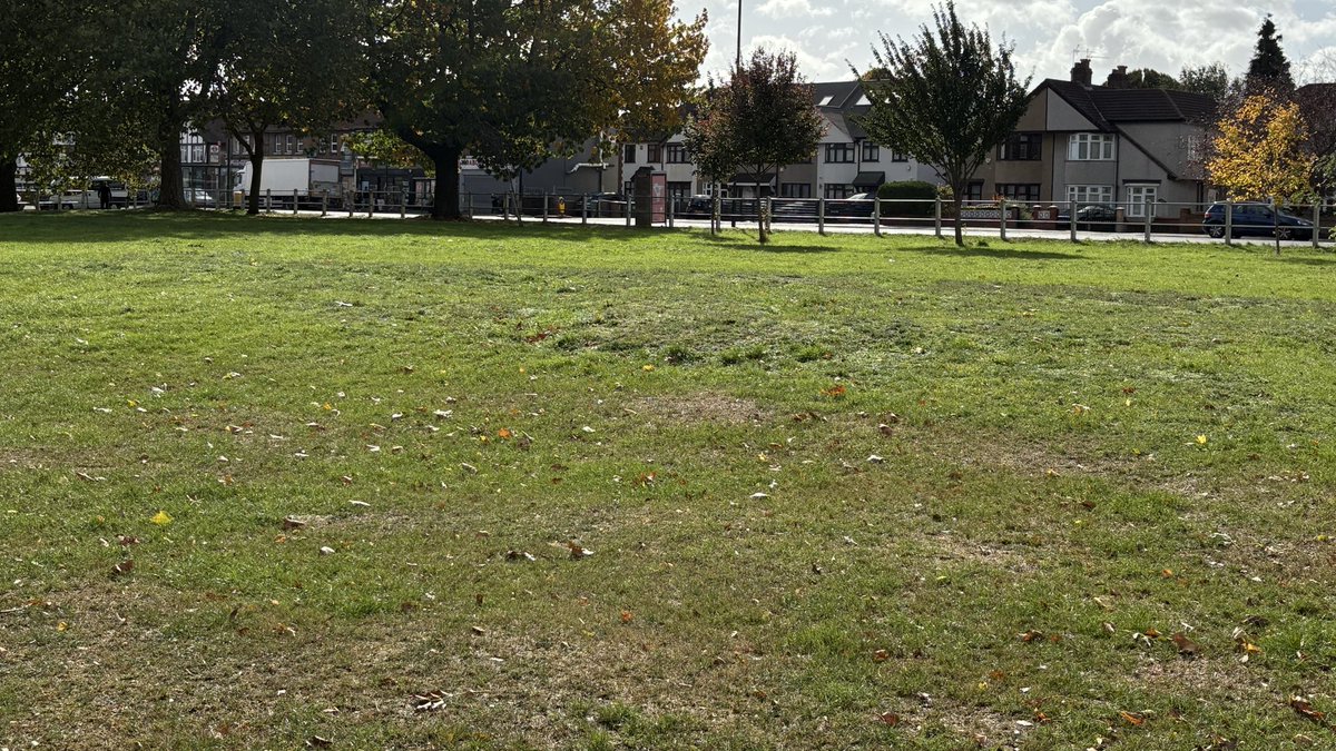 bexleynews's tweet photo. 👉 #Bexley has over 100 parks and open spaces, visited by four million visitors a year and many of which have won awards - find out more about our parks and open spaces here:
https://t.co/rI3whkLVZP https://t.co/v1V2YxwZl4