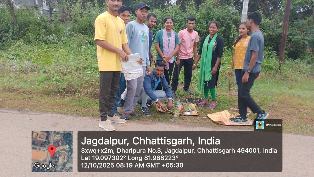 Tameshwari42404's tweet photo. आज दिनांक 12 10 2025 को शासकीय काकतीय स्नातकोत्तर महाविद्यालय जगदलपुर में एनएसएस के  स्वयंसेवको द्वारा श्रमदान किया गया जिसमें कॉलेज के प्राचार्य श्री अनिल श्रीवास्तव सर एवं कार्यक्रम अधिकारी श्री दुर्गेश देवांगन सर द्वारा आज का कार्यक्रम संपन्न किया गया। https://t.co/gG0nrVOJSl