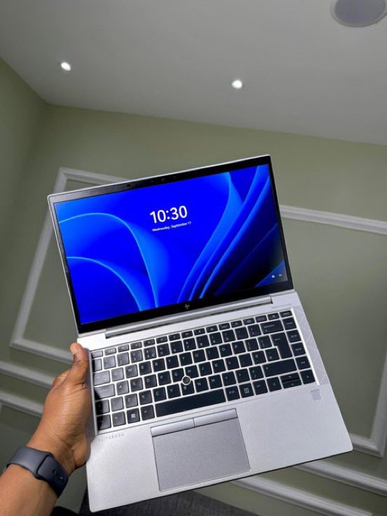 dizzy10_'s tweet image. *GAMING HP ELITEBOOK*
🧠AMD RYZEN 3 Pro 10th Gen Processor 8 CPU’s
🀄️@2.50Ghz ~ 4.0Ghz Turbo Boost
🀄️256 Ssd
🀄️8 Gig Ram ddr4
🀄️14 inch
🀄️Keyboard💡
🀄️Type C Port
🀄️Sim Card Slot + HDMI Port
🀄️Face ID
AMD Radeon Graphics 512 dedicated vga
🀄️Charger🔌
Ghc: 3.5k
☎️0241636577