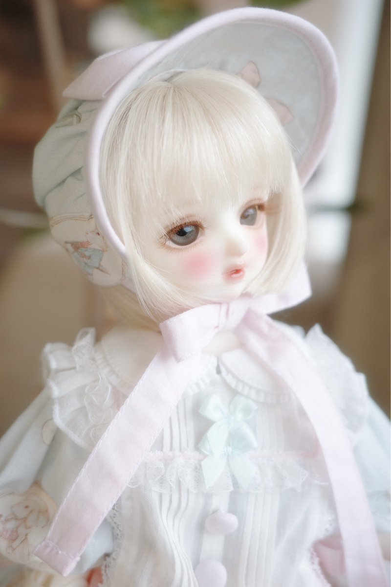 27버니의 통통한 볼이 넘 좋아요...