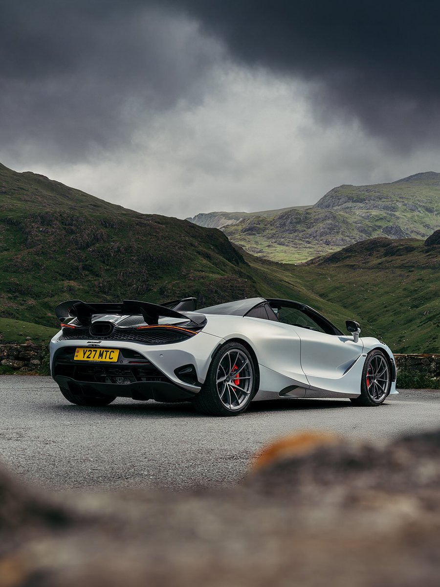 McLarenHatfield's tweet photo. Defined by the relentless pursuit of lightness. Shaped by an innovation and expertise forged and honed in Formula 1™. 

Discover more via the link in bio. 

#McLarenAuto #McLaren #McLaren750S #McLarenHatfield https://t.co/awvhlMTSAW