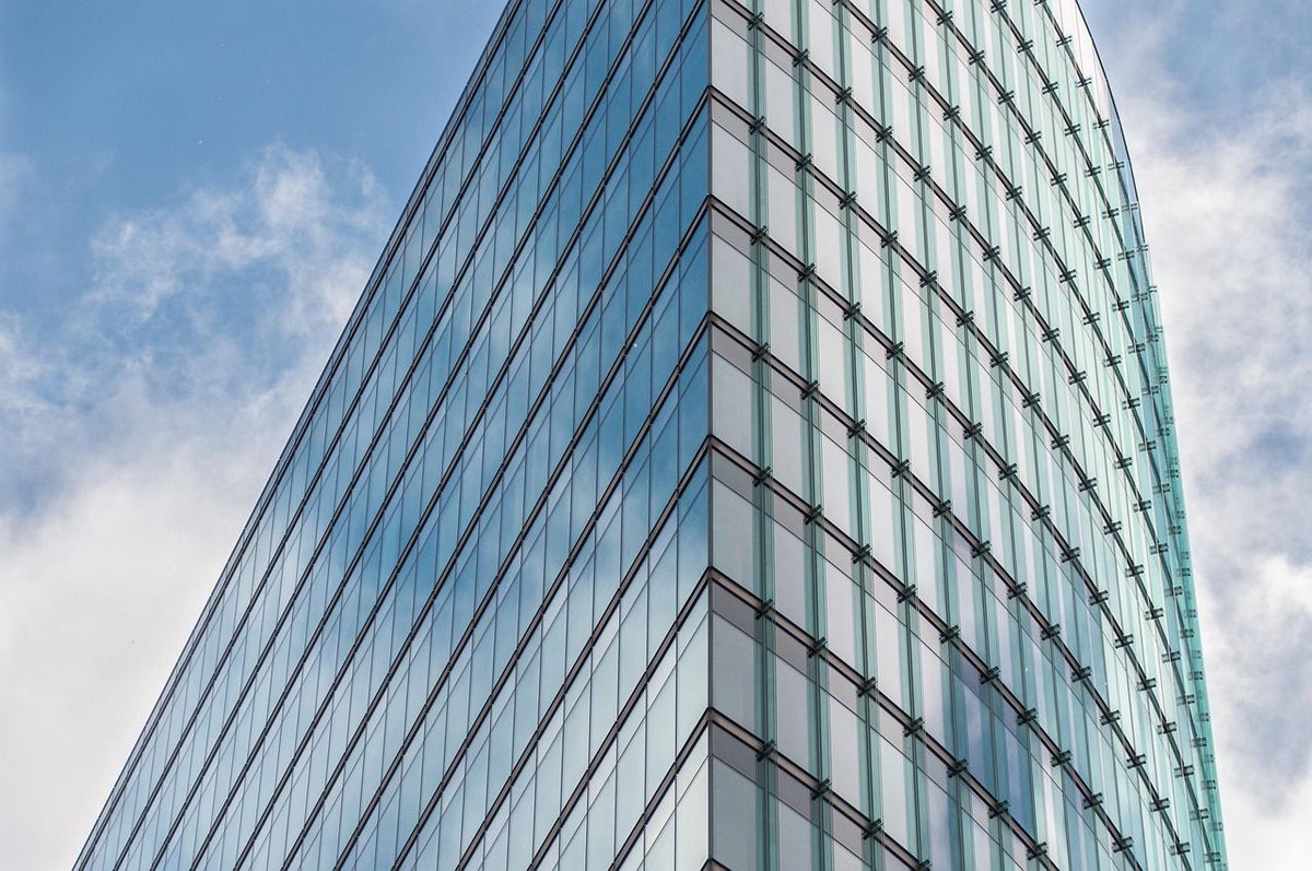 Do you know how Corporation Tax works? 🧾 It's charged on profits from business, investments, and asset sales. Why navigate it alone when you can have expert guidance? Let’s ensure you're compliant! #TaxTips
👉🏻turnerwarran.co.uk