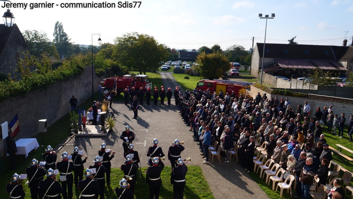 Sapeurs-Pompiers 77 tweet media