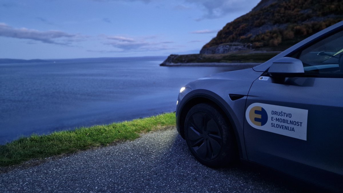 Vozite električno? Vaše mnenje oblikuje prihodnost mobilnosti!  Po podatkih Global EV Alliance (GEVA) kar 92 % voznikov EV pravi, da se ne bi vrnilo k fosilnim gorivom. Sodelujte tukaj: netigate.se/ra/s.aspx?s=12… #ElektričnaMobilnost <a href="/GEVAlliance/">Global EV drivers' Alliance</a>