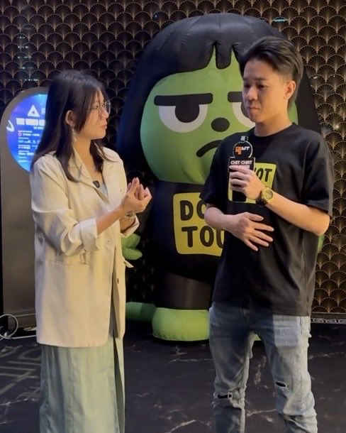 official_9bit's tweet photo. @IBO_Malaysia is live 🇲🇾
See us around? Ask for an interview 👀 We might just feature you! 🎤 https://t.co/izMC3qZ4kj