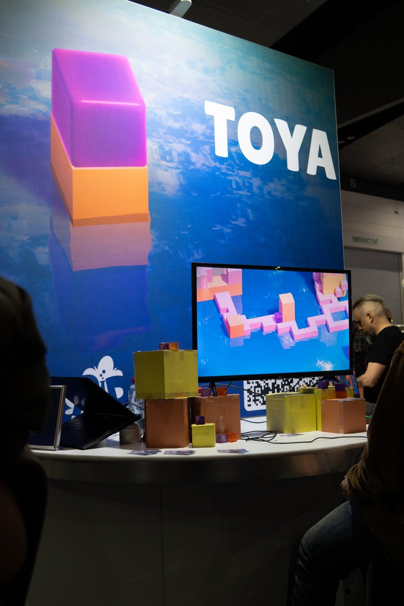 WildRefrain's tweet image. What a PAX!! 

@PAXAus 2025 was absolutely amazing here are just some of my highlights! 

⭐Meeting Digital Friends IRL for the first time!
⭐Getting to meet with some AMAZING indie devs
⭐Commentating my first speedrun LIVE! 

Honestly it was the best PAX... so far! 

Thanks to…