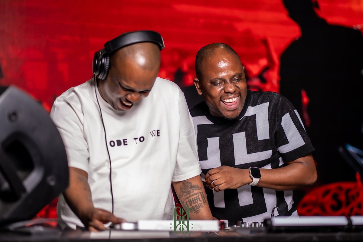 It’s written all over our faces. The activation ticked a couple of boxes ✅. 
Now we wait for the main event. 

#BloomAndBask 🌼🌸🌻🥂

<a href="/TumiBillion/">Billie🎧</a> @Og_Kgwanyape <a href="/KalawaMotaung/">Jazzmee ♠️</a>